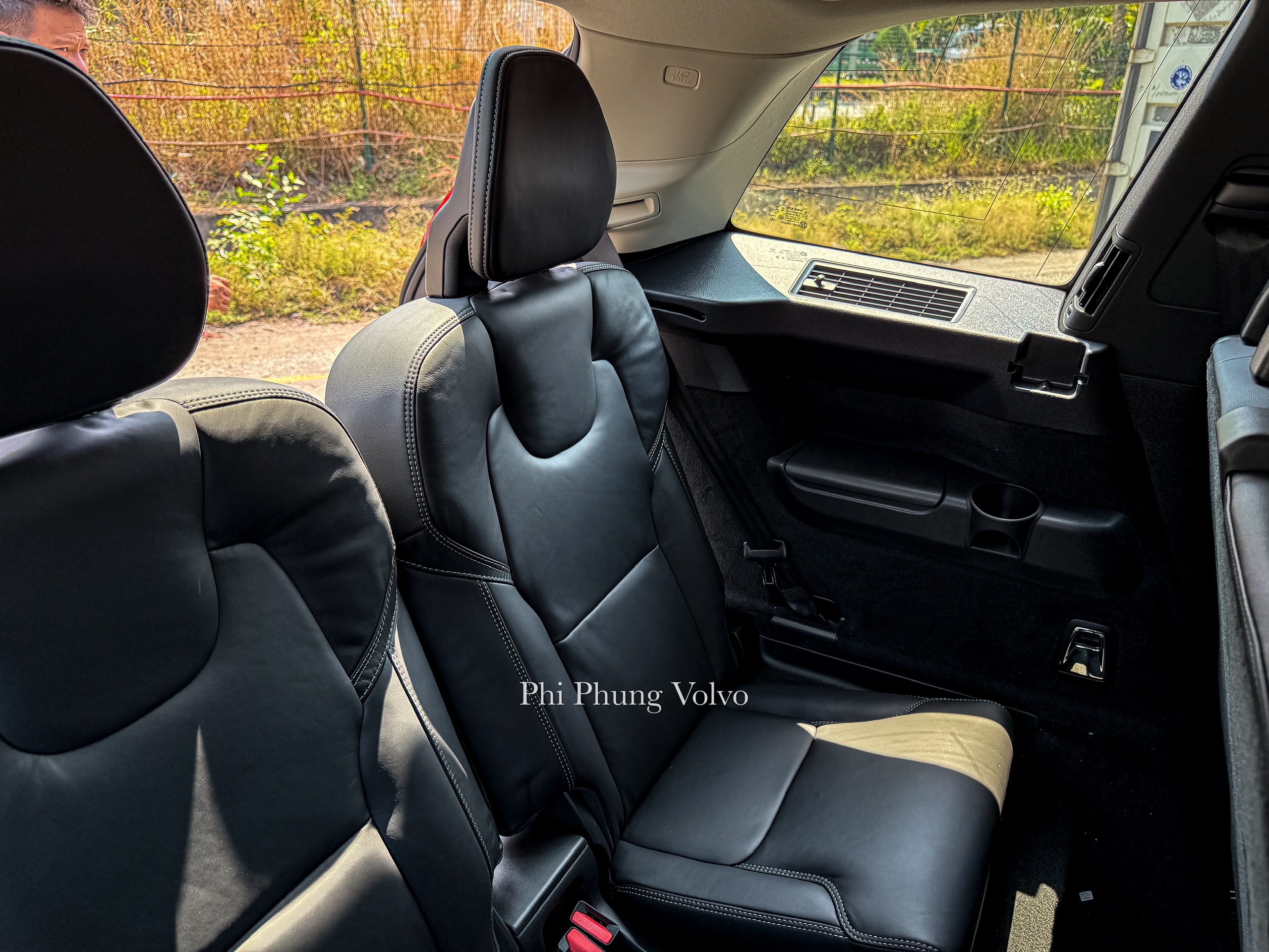 Volvo XC90 Ultra 2026 - Ảnh 8