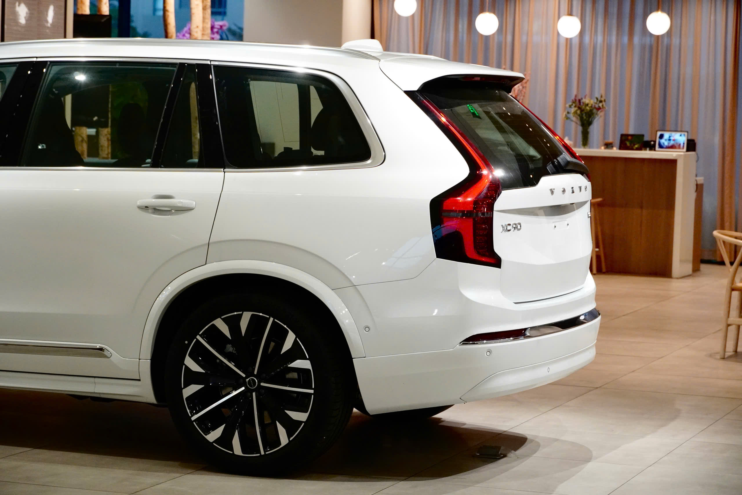 Volvo XC90 Ultra 2026 - Ảnh 28