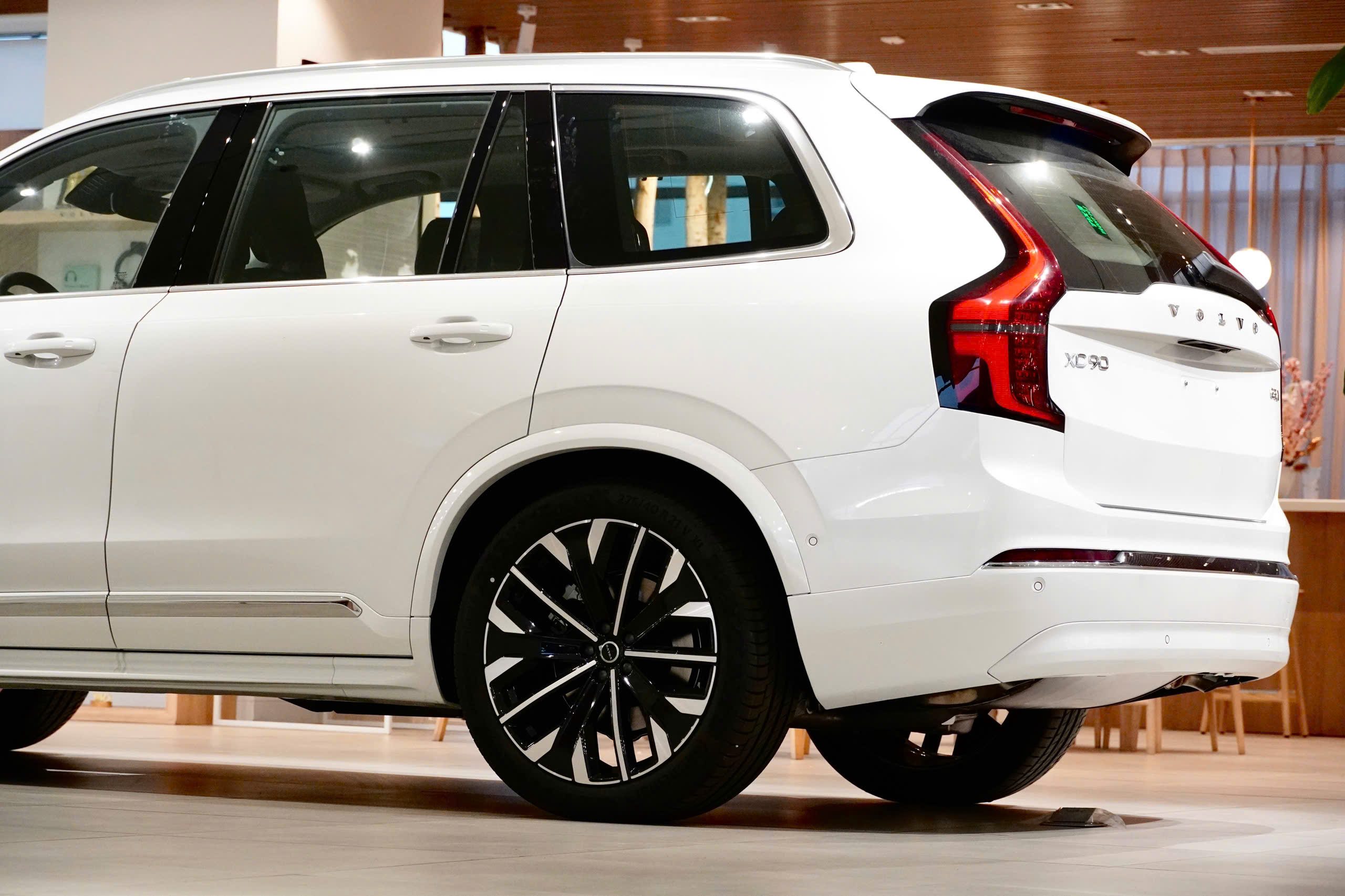 Volvo XC90 Ultra 2026 - Ảnh 27